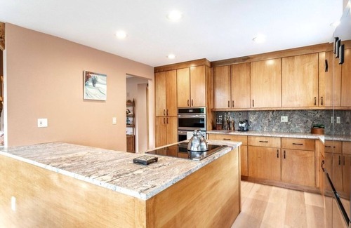 Vail House | Potato Patch Club 22 3 Bedroom Townhouse by RedAwning
