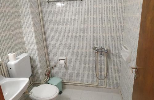 Avia Apartment | Poulea Rooms