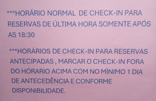 Lages House | POUSADA ALTERNATIVA MANU LAGES Quarto Com Banheiro no Corredor
