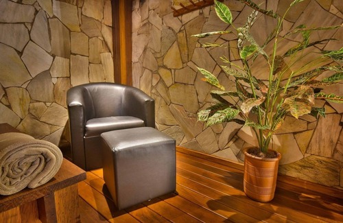 Dutra Hotel | Pousada Borô