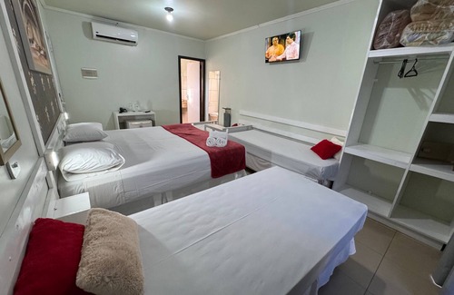 Vila Yolanda Hotel | Pousada Caroline