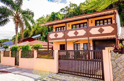 Governador Celso Ramos Hotel | Pousada Casa do Oscar