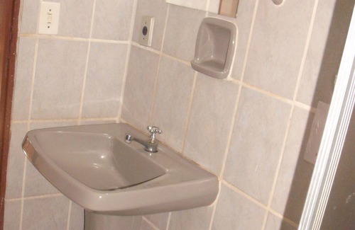 Parnaiba Hotel | Pousada Chalé Suiço