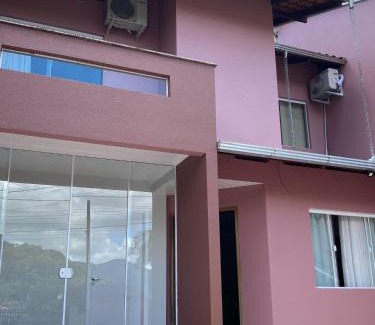 Vila Lenzi Bed & Breakfast | Pousada Rara House