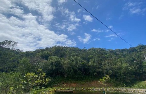 Alto Gasparinho House | Pousada Recanto das Bromélias