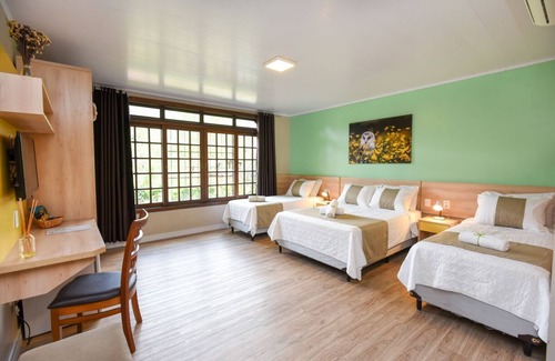 Tres Pinheiros Hotel | Pousada Três Pinheiros