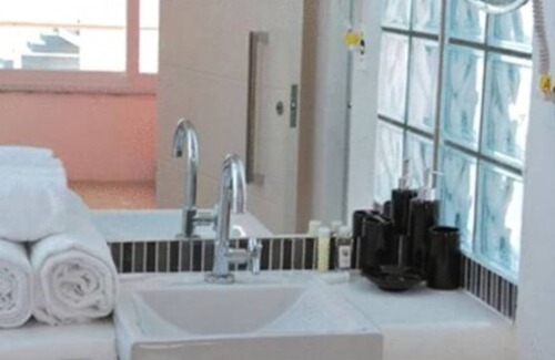 Morro de Sao Paulo Hotel | Pousada Villa dos Graffitis