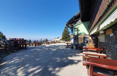 Ambroz pod Krvavcem House | Pr` Florjan