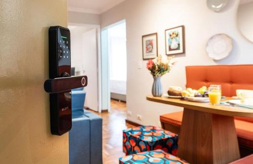 Liberdade Apartment | PR2 - Novo Grand Bhaus Family Paraíso - HCor - Metrô - Acomoda 4 pessoas