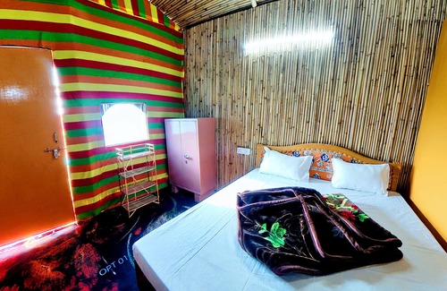 Naini Hotel | Prabhu Premi Sevashray