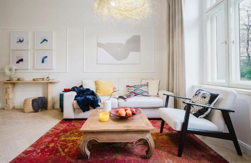 Vinohrady Apartment | Prague Days - Boho One-bedroom Apartment with Netflix in Vinohrady