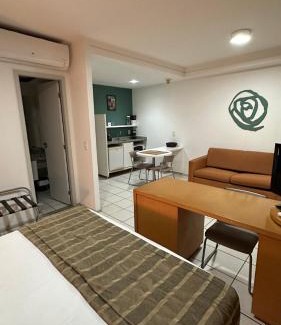 Praia do Canto Apartment | Praia do Canto Apart Hotel quarto sala e varanda