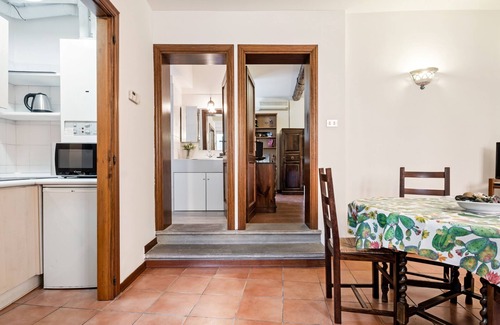 Historic Center Apartment | Pratello centrale e funzionale Apartment