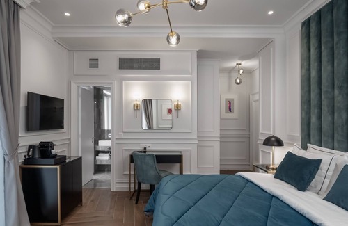 Athens City Centre Hotel | Praxitelous Luxury Suites