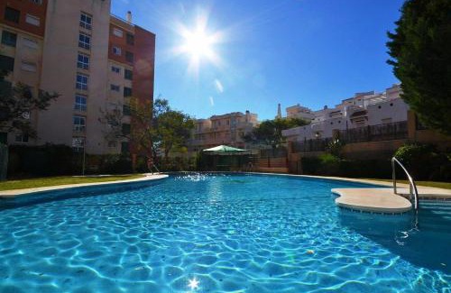 Torreblanca Apartment | Precioso apartamento nuevo en Torreblanca Fuengirola, a 300m de la playa- piscina, gimnasio, sauna