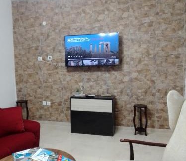 Korinthos Apartment | Precious Apartment