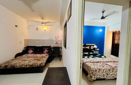 Vrindavan Apartment | Premanand mharaj marg