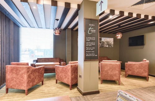 Wokingham Hotel | Premier Inn Wokingham Town Centre