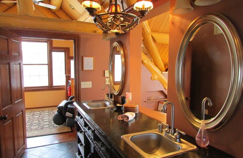 Rusk County Cabin | Premium log home on 600+ private wooded acres with private lake and waterfront