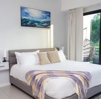Mandeville Hotel | Premium Studio with Pool View
