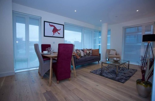 Woolwich Apartment | PREMIUM WOOLWICH 2 BED APARTMENT
