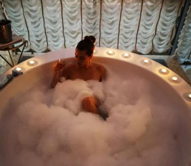 Klaipeda Apartment | President Jacuzzi Apartment by LIUKSAI