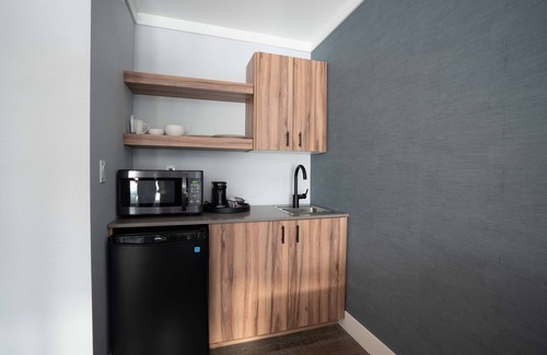 Kamloops Hotel | Prestige Kamloops Hotel, WorldHotels Crafted