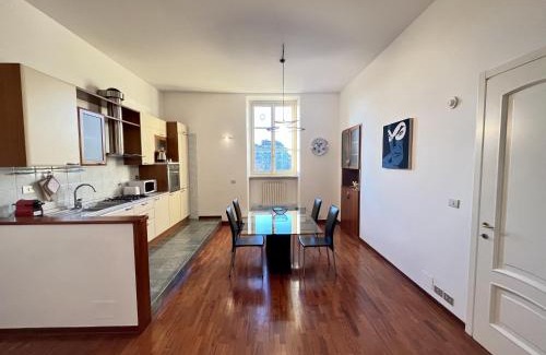 Historic Centre Apartment | [Prestigioso 120mq]TOP in centro
