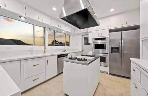 Old Town House | Prestigious 7BR Resort Style Villa Stunning Views