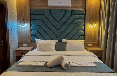 Al-Mafraq Hotel | Pretal Hotel