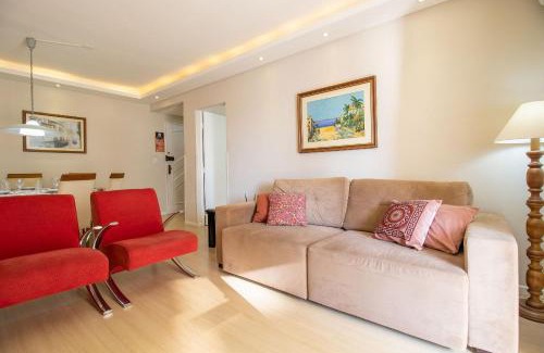 Centro Apartment | PRG91 - 4 Dorm, Garagem Camionete, Wi-Fi, Sacada