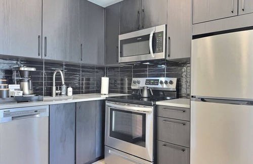 Five Points South Apartment | Prime Bham Location | Walk to UAB, Park & Dining