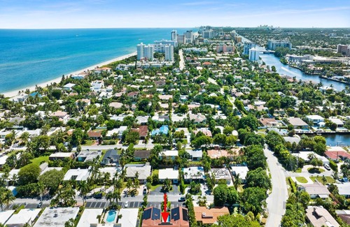 Pompano Beach Apartment | Prime Location Heated Pool Beach Nightlife