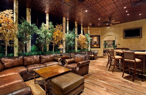 Elko Hotel | Prime Location! Outdoor Pool, Parking, Pets Allowed, Near Ruby View Golf Course!