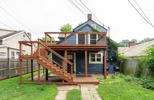 Chillicothe House | Prime Location Top Rated Clean Parking Free!