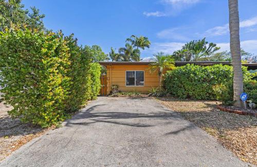 Wilton Manors House | Prime Location – Walkable to Wilton Drive