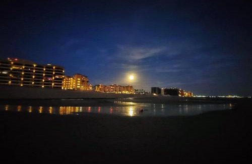 Puerto Penasco Apartment | Princesa de Penasco Sandy Beach Puerto Penasco Right on the Beach! 1Bd Penthouse