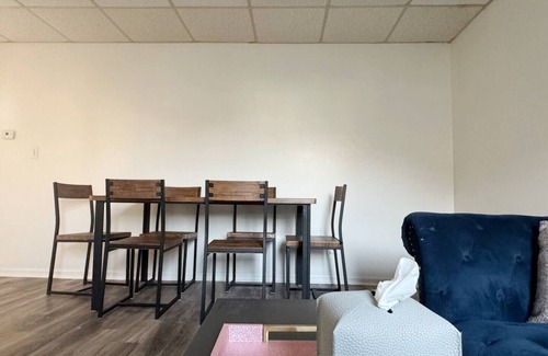 Inglefield Apartment | Princeton Suite 6 - QUEEN 2BR/2BA