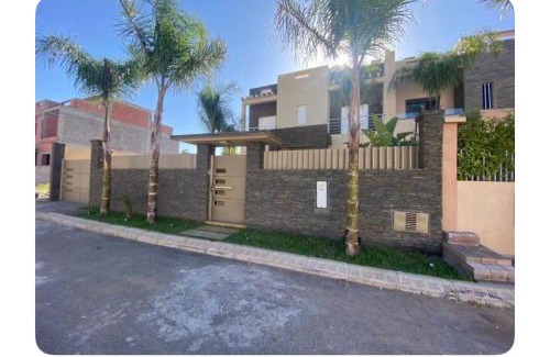 Palmeraie Villa | Privacy and Serenity in the Red City