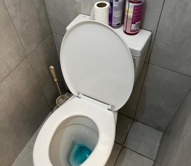 Ermelo House | Private 4 Double Room Guest Wing, Comfortable, Secure Parking, Wi-Fi, Ensuite Bath