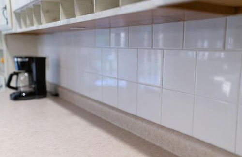 Oberlin House | Private 5-Acre Retreat In-Ground Pool Hot Tub