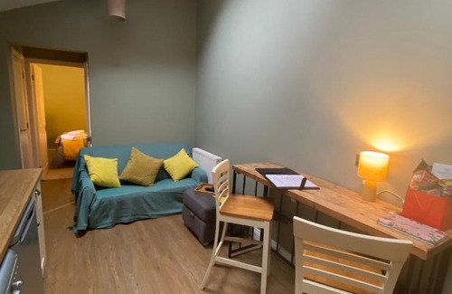 Boroughbridge Apartment | Private Annex Parking Wifi 2mins to J48 A1 M1