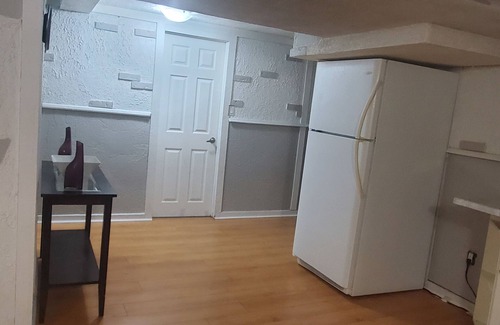 Welland Apartment | Private apartment near niagara falls and Niagara college