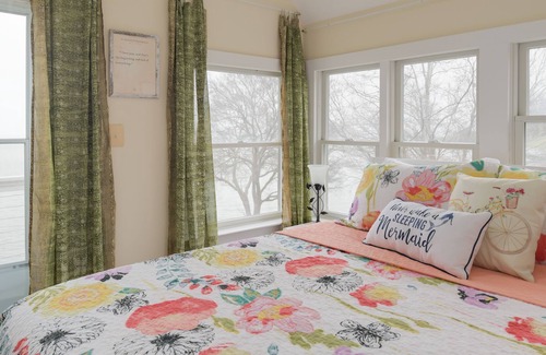 Tracys Landing House | Private Beach House in Tracy's Landing Maryland