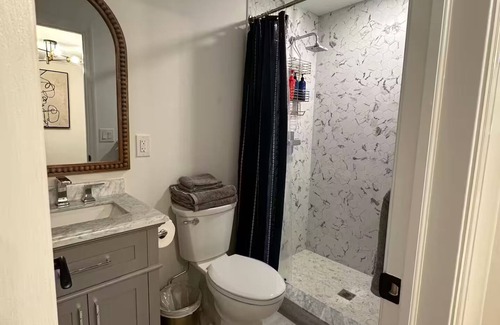 Stony Brook Apartment | Private bedroom near Stony Brook university