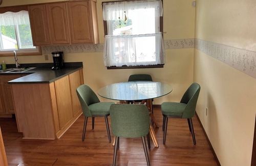 Akron House | PRIVATE BEDROOMS FOR TRAVELING MEDICAL PROFESSIONALS