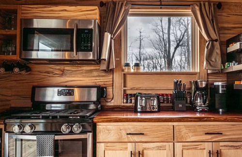 Mouth of Wilson Cabin | Private Cabin & Views@GraysonHighlands