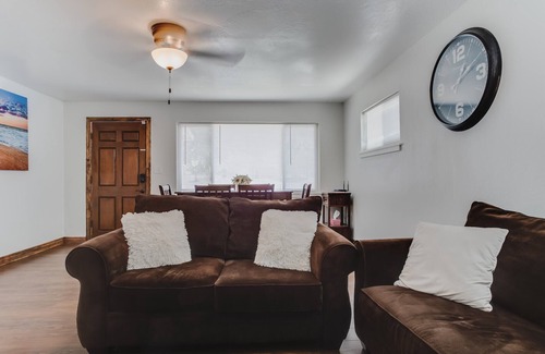 Springville House | Private four bedroom home - close to everything - pet friendly