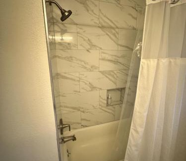 Al Lago Village House | Private furnished remodeled canalfront