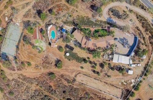 Jamul Villa | Private Home on 10 Acres - Heated Salt Pool & Jacuzzi, Mountain & City Views, Horseshoes, Basketball, BBQ, Golf Putting, Foosball, Croquet, Bose Stereo, White Cotton Bedding - Hilltop Hacienda, Pool Heat Optional